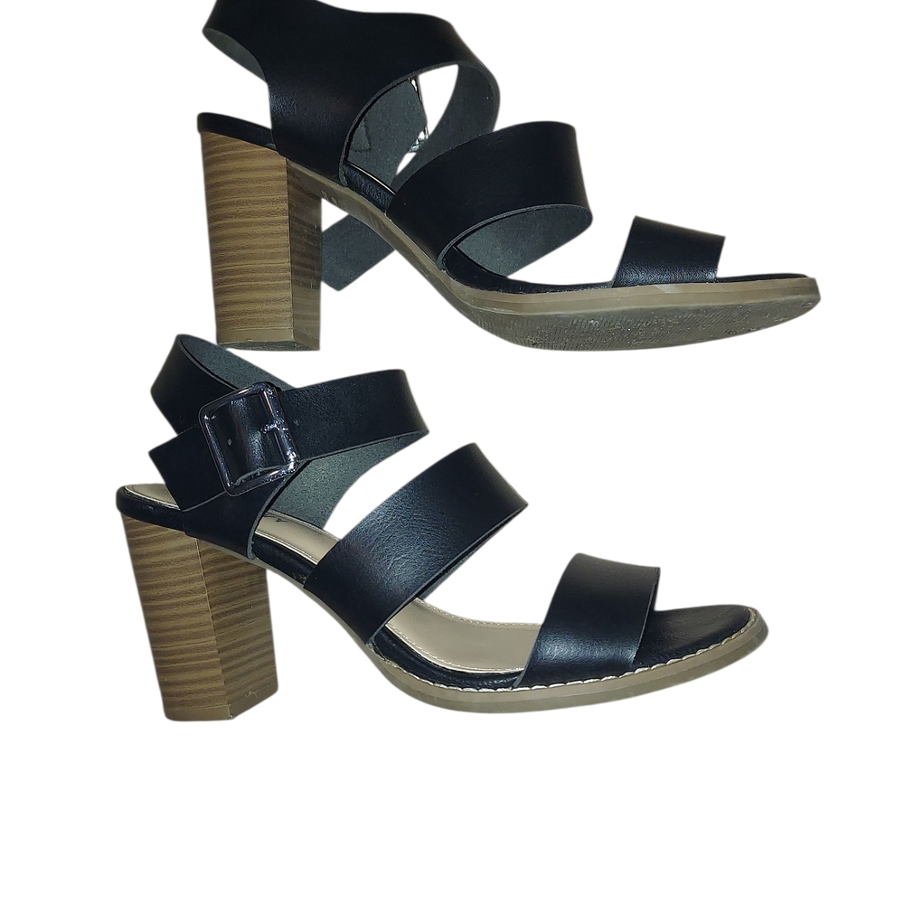 Elegant Black Strappy Heeled Sandals